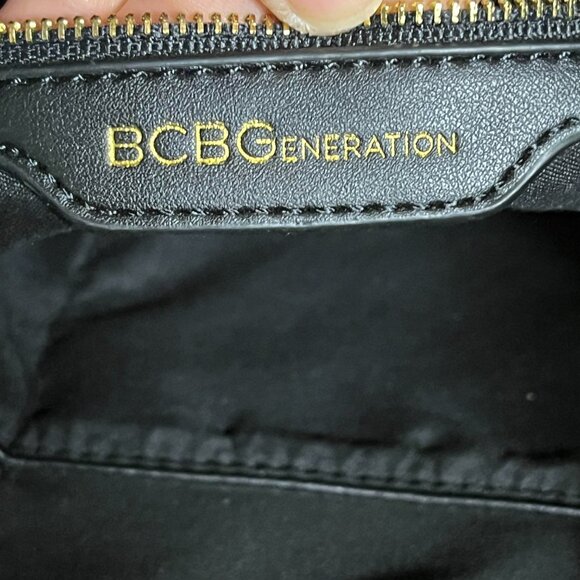 BCBGeneration Large Black Vegan Leather Zippered Tote Shoulder Bag 15.5 W 13.5 H - Picture 5 of 6